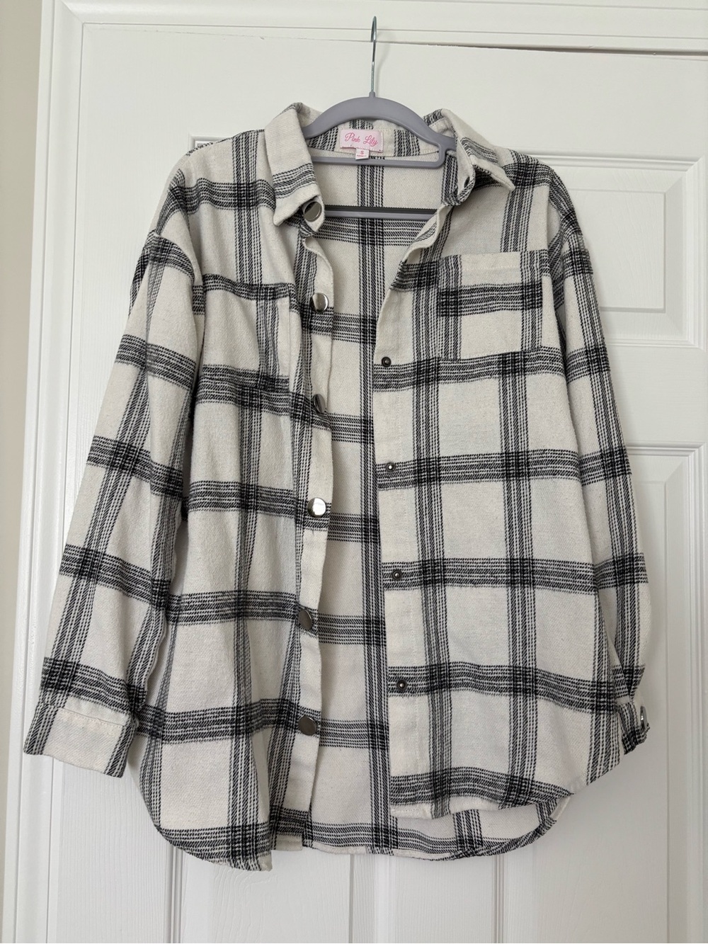 Pink Lily Black & White Plaid Button-Up Shirt
